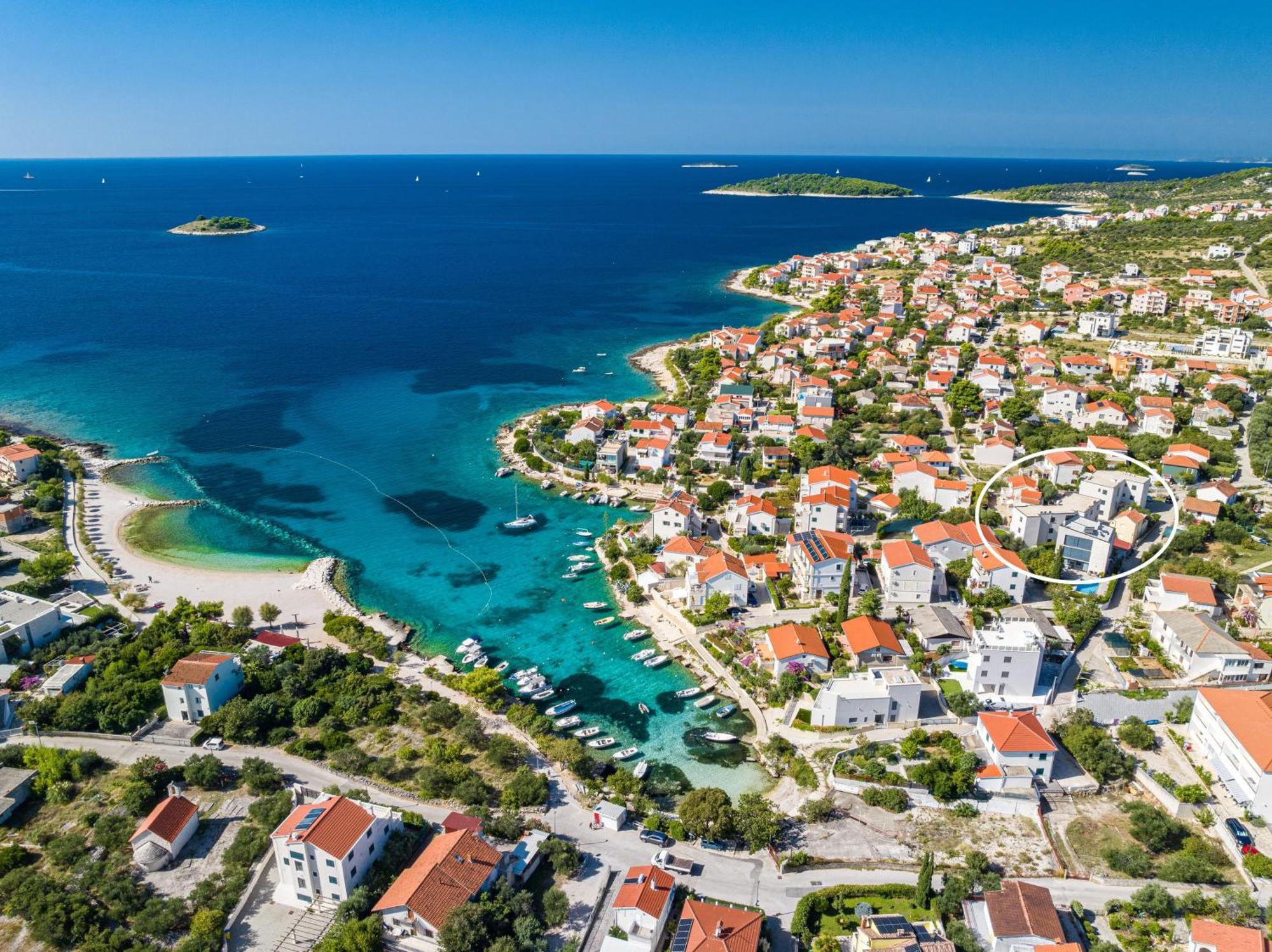 Apartments Boomerang Rogoznica  Rum bild